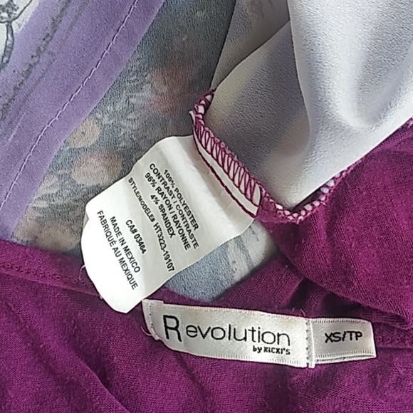 🌹4 for $20🌹Revolution by Ricki's Floral Blouse - Picture 4 of 5